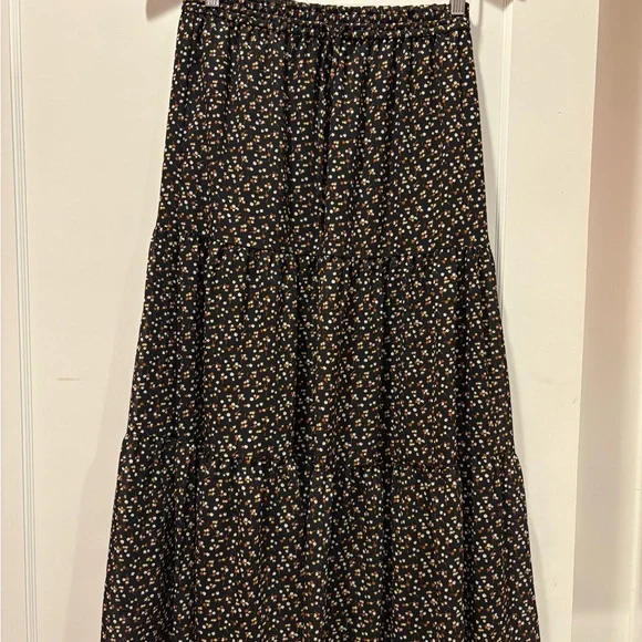Madewell Floral Black Midi Skirt size xs - Picture 2 of 5
